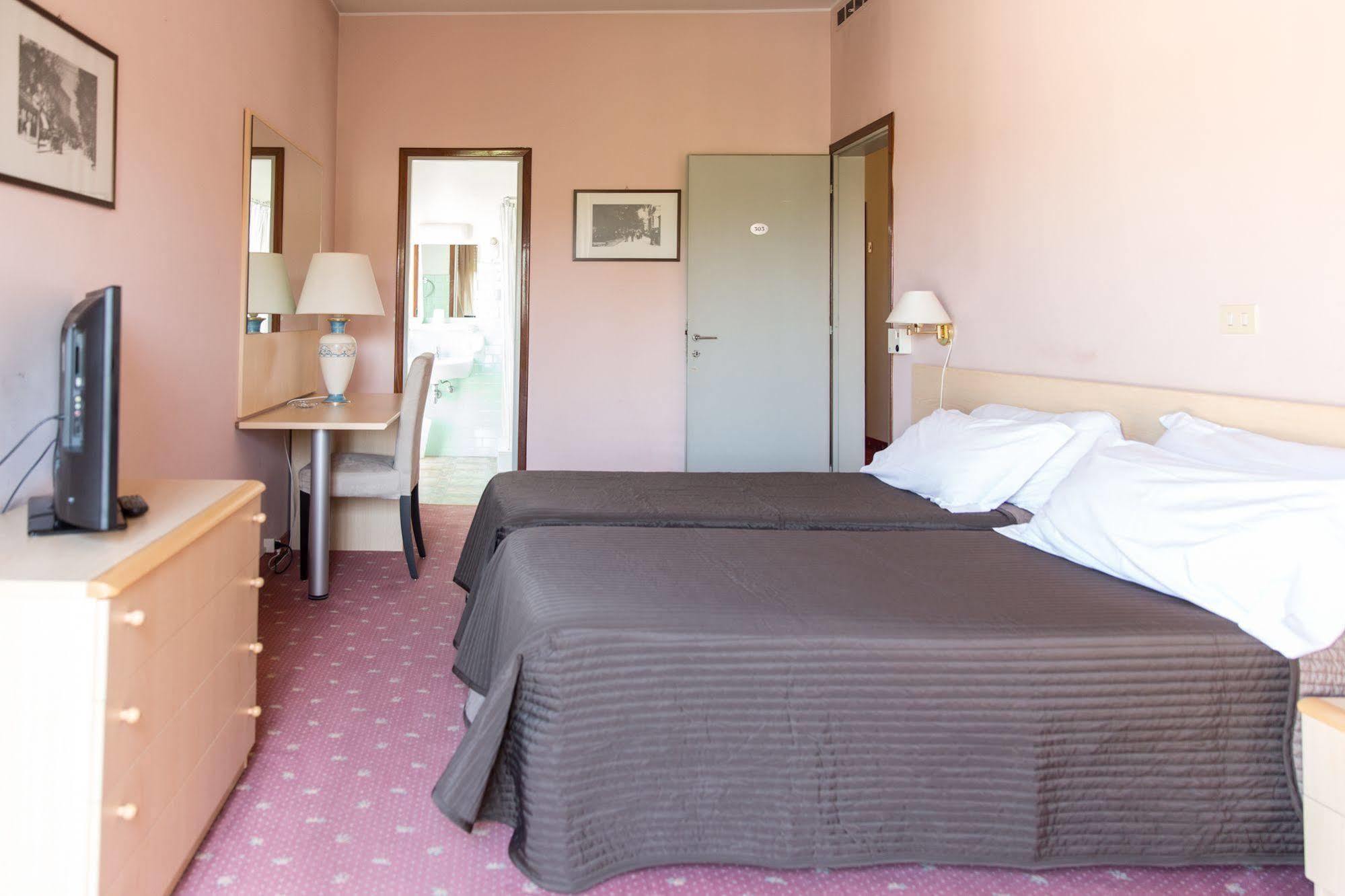 Hotel Gloria Salsomaggiore Terme Exterior photo